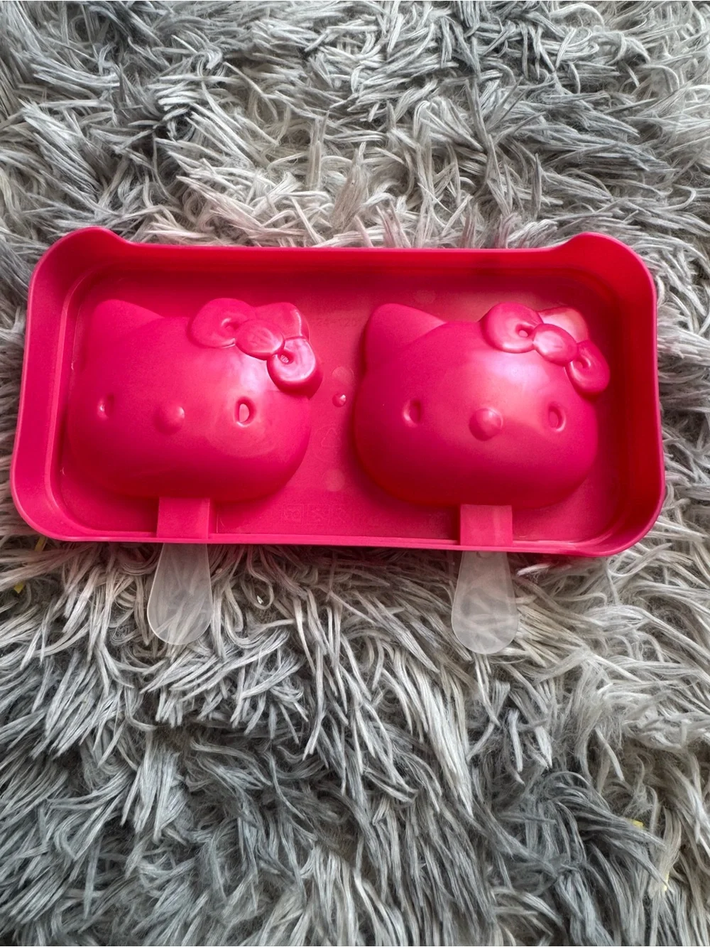 Pink Hello Kitty Shape Popsicle Mold